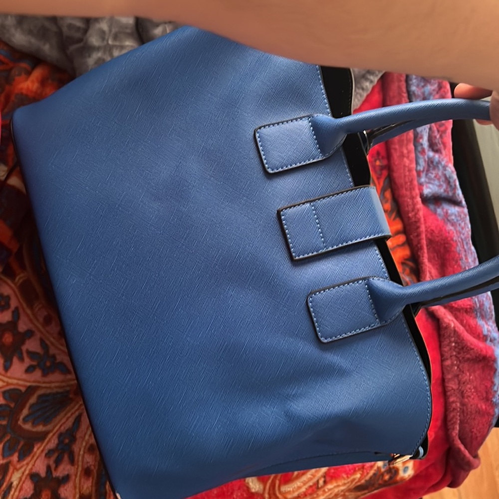 Bright Blue - Picture 2 of 7